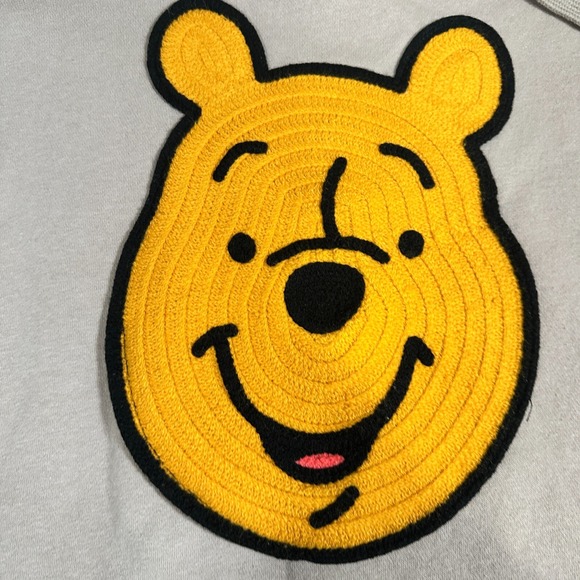 Disney Winnie The Pooh Hoodie Womens Large Sand Embroidered Long Sleeve Pullover - Picture 2 of 3